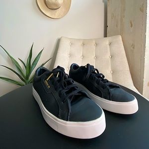 Black Adidas Casual Sneaker - ‘Sleek’ Streetwear Line